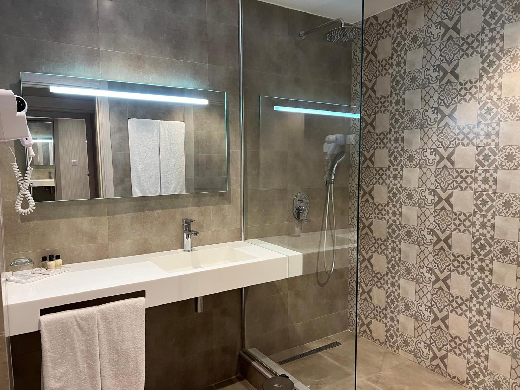 Hotel Ben Aouda & Spa Tipaza Εξωτερικό φωτογραφία